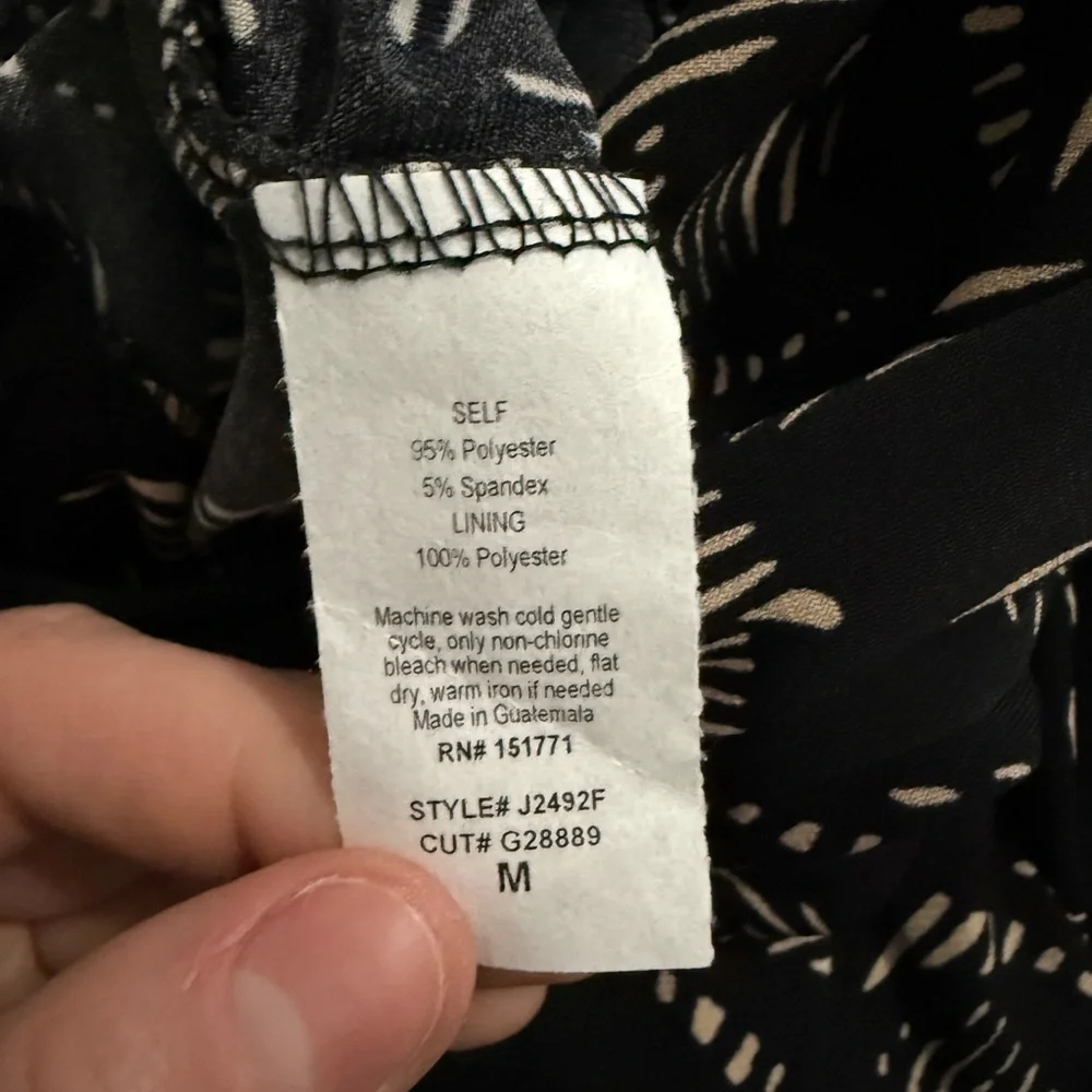 Kaileigh Rochelle Knit Jumpsuit NWOT - Picture 6 of 6